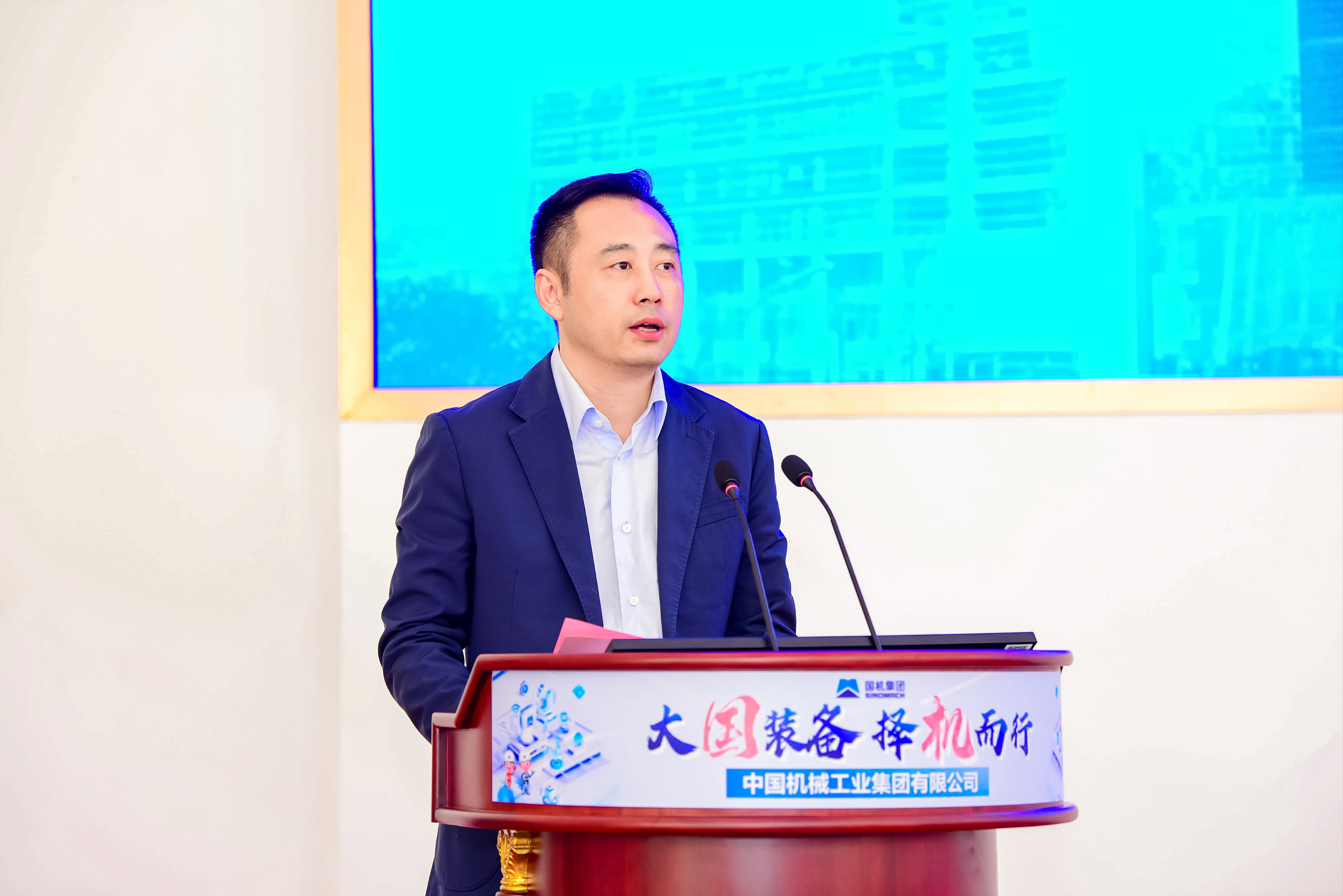 王健作集團(tuán)校園宣講推介