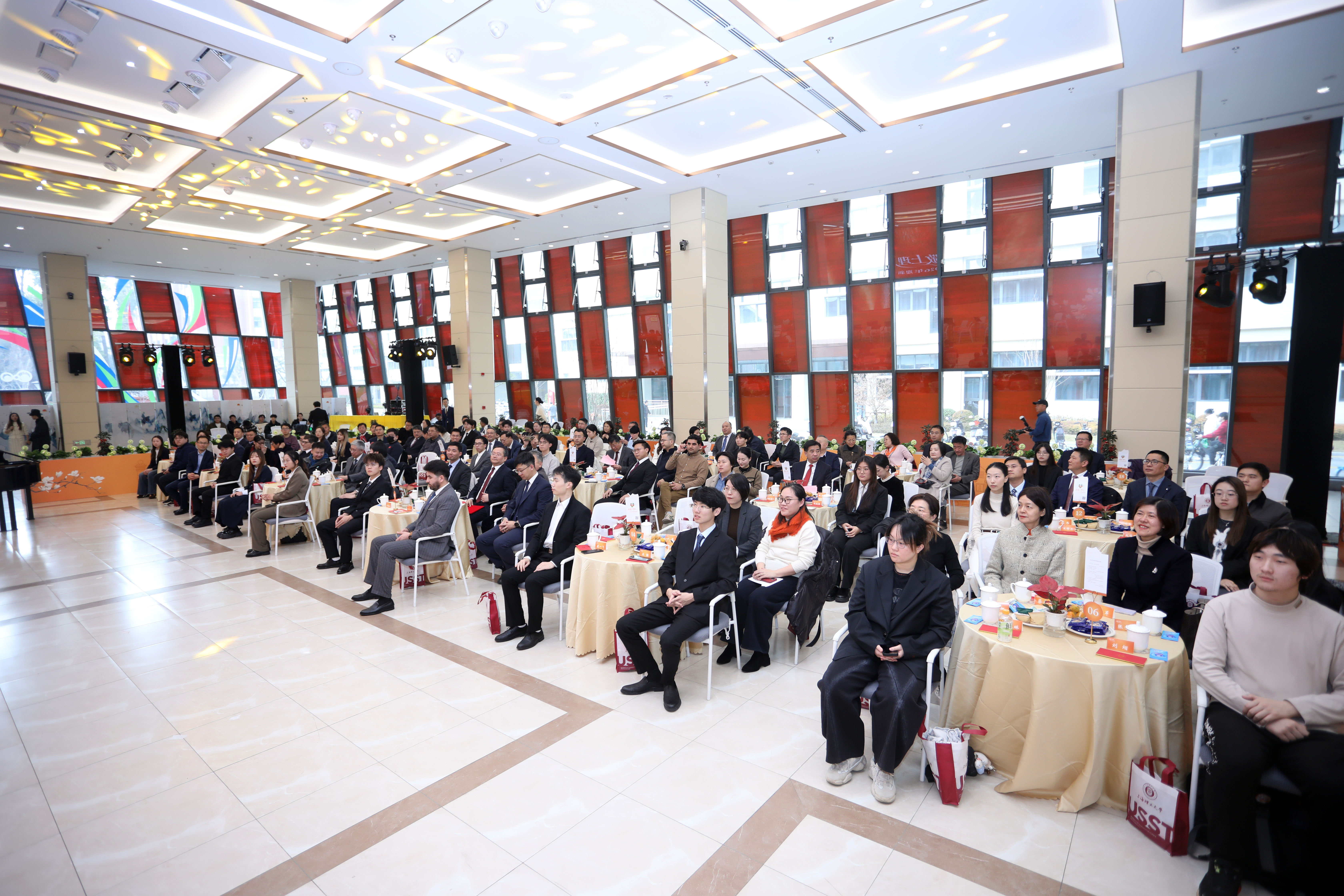 迎新答謝會(huì)現(xiàn)場(chǎng)