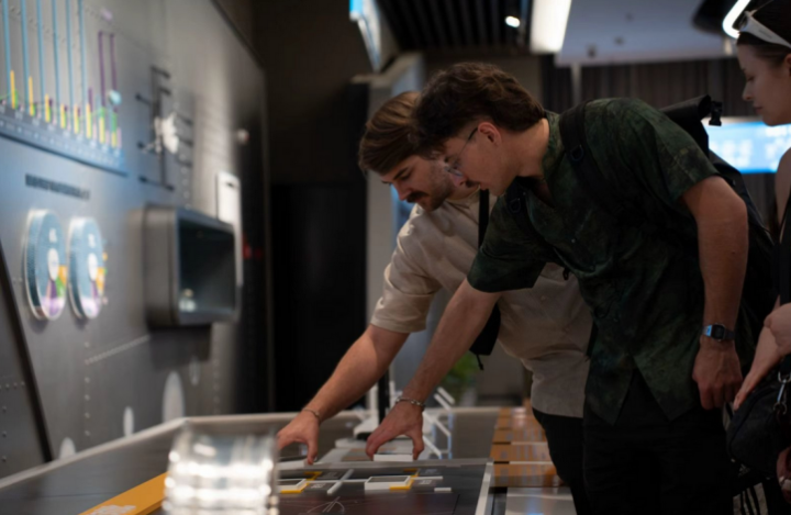 參觀太倉(cāng)中德青年創(chuàng)新創(chuàng)業(yè)中心