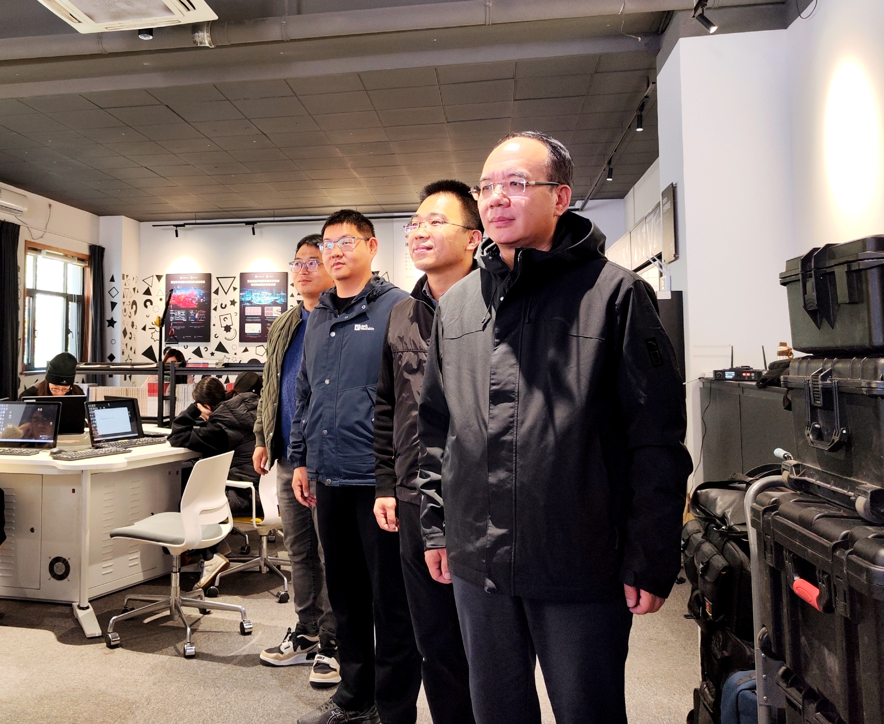 張全有到場指導(dǎo)工作