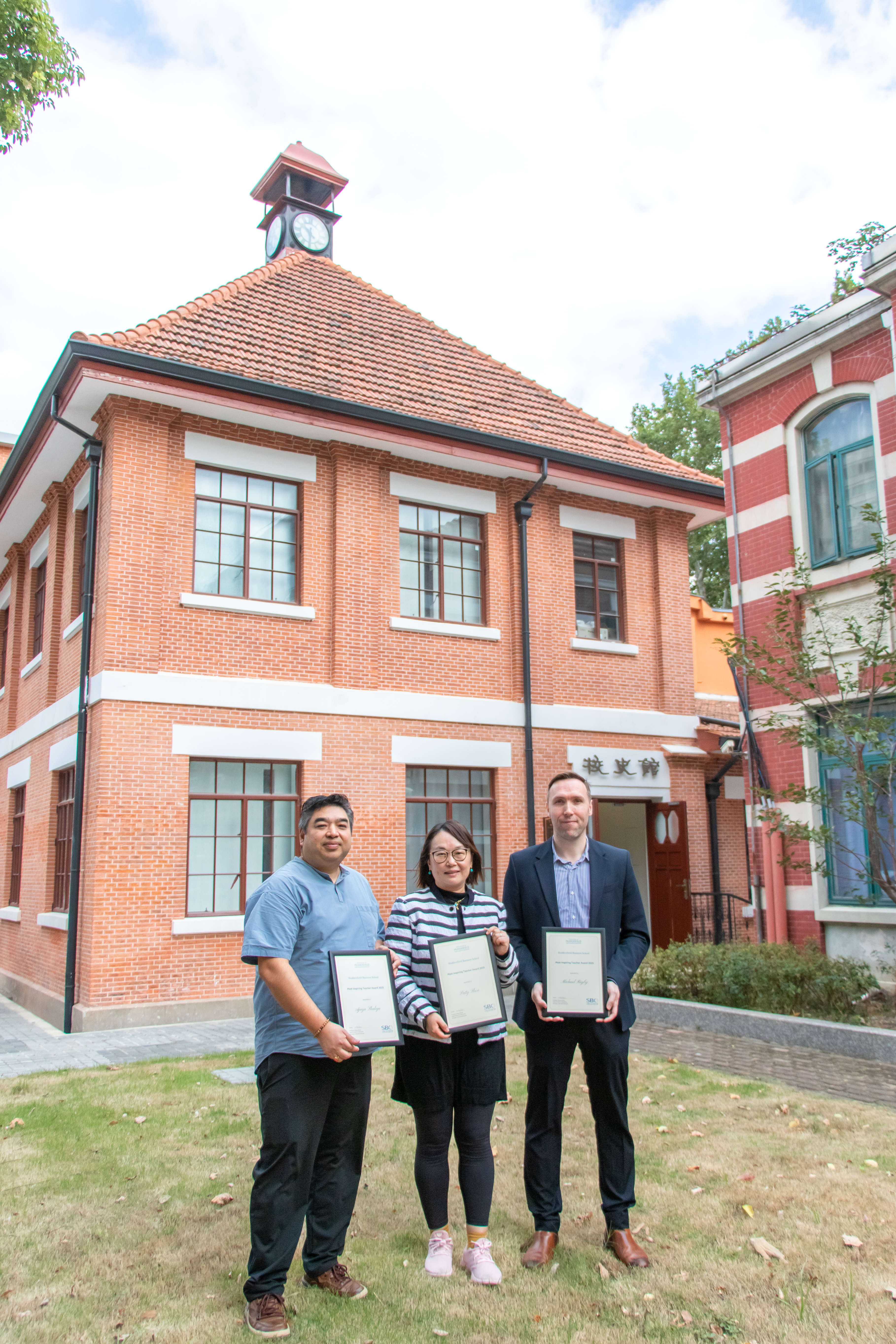 獲獎教師合影留念