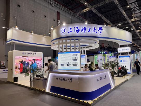 上海理工大學(xué)工博會(huì)展臺(tái)